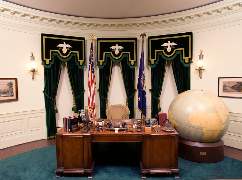 26. the u.s white house office